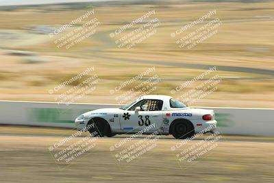 media/May-31-2025-CalClub SCCA (Sat) [[2c1a04e1ee]]/Qualifying/Group 5/Turn 4/